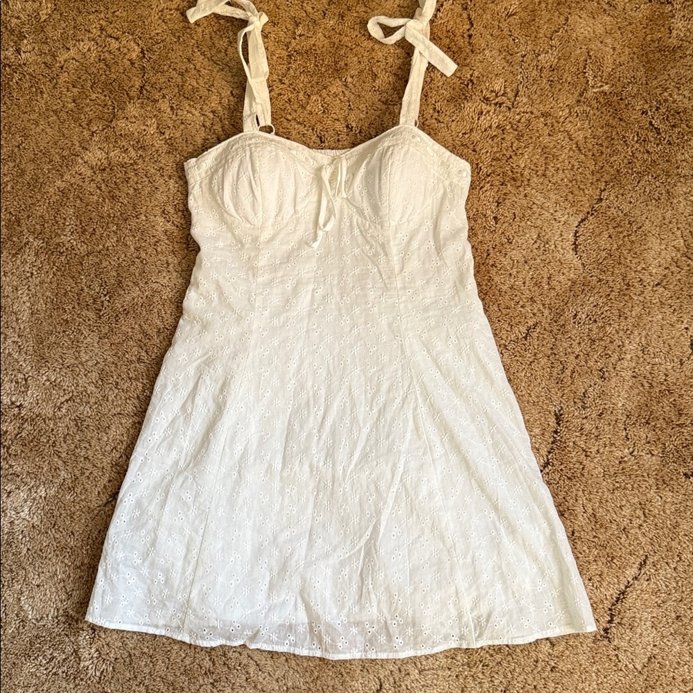 White Sleeveless Dress with Tie Straps Size Medium